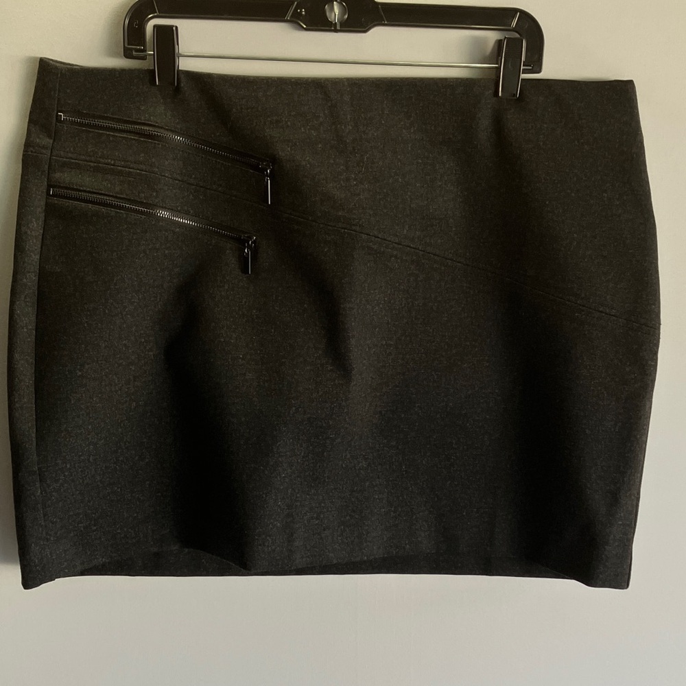 Bar III Black Mini Skirt with Zipper Details